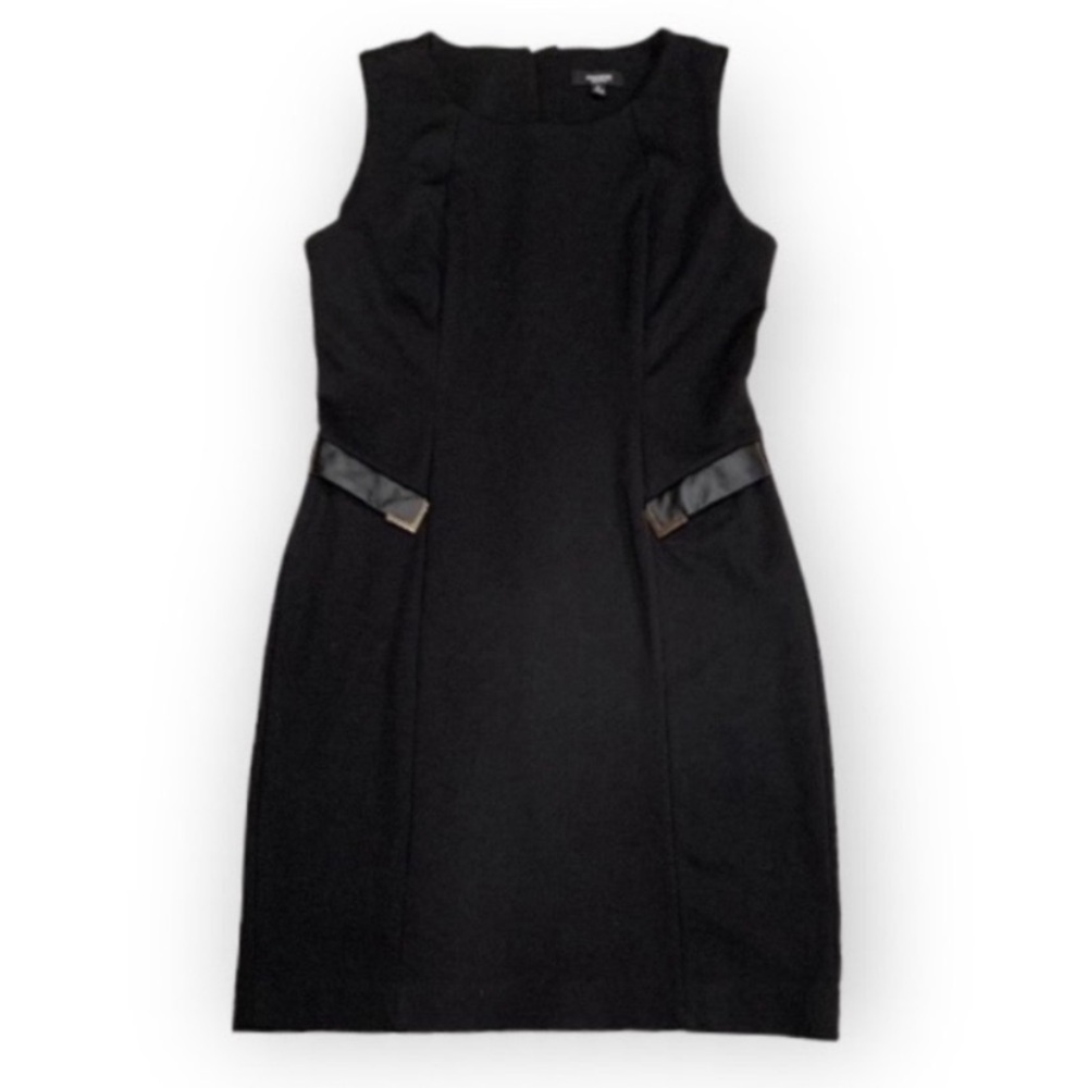 Elegant Black Sleeveless Dress